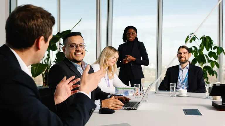 Career Grow with us Header